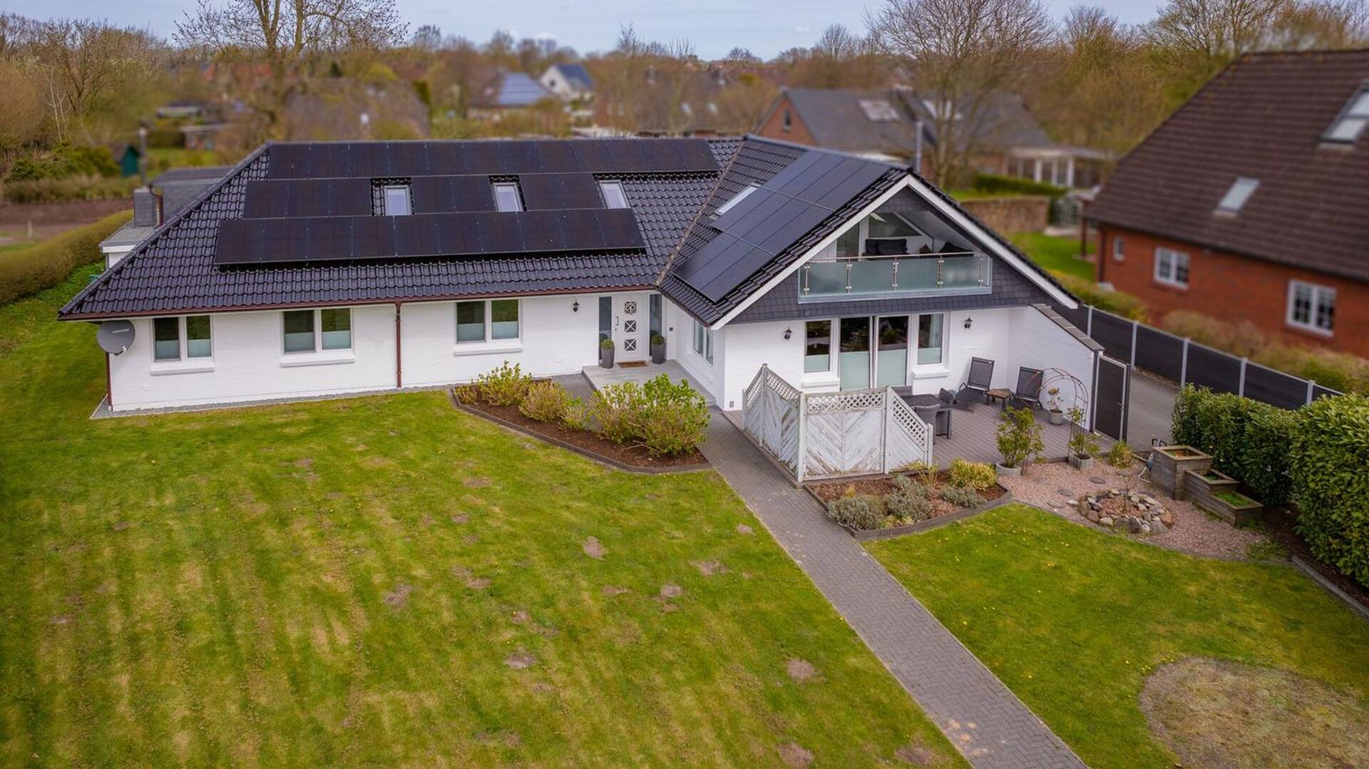 Haus in 25872 Ostenfeld (Husum) mit 298 m² kaufen