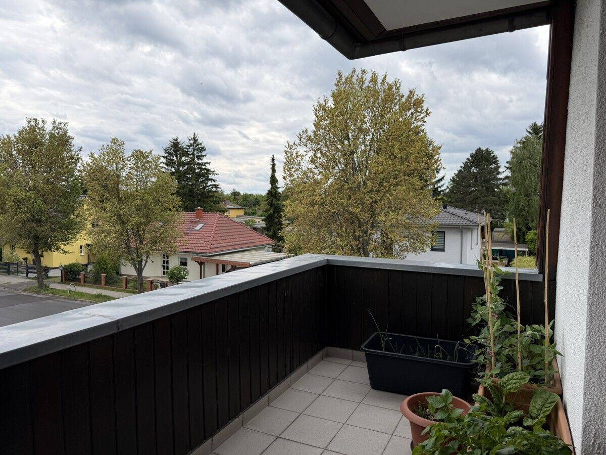 Attraktive Kapitalanlage in grüner Lage - Helle DG-Wohnung mit Balkon – Berlin – Vorschaubild 9