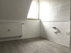 Flotte 2-Zimmer-Dachgeschosswohnung in Stadtlage! – 45138 Essen – Vorschaubild 3