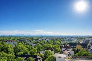 Beeindruckender Weitblick. Wohnen über den Dächern Münchens. – 80805 München – Vorschaubild 5