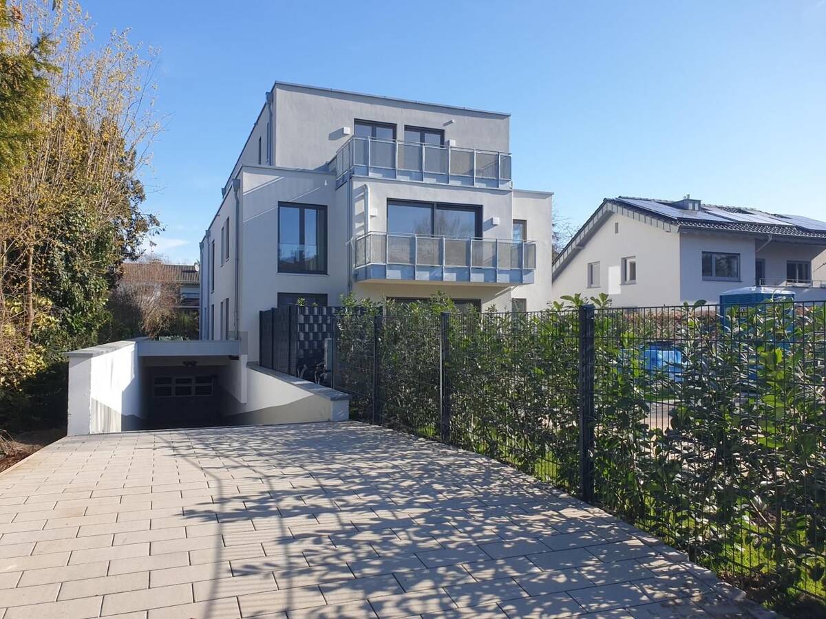 NEUBAU - TOP LAGE: Hochwertige 2-Zimmer Wohnung mit Terrasse u. Garten! - Provisionsfrei - – 53227 Bonn – Bild 1 von 9