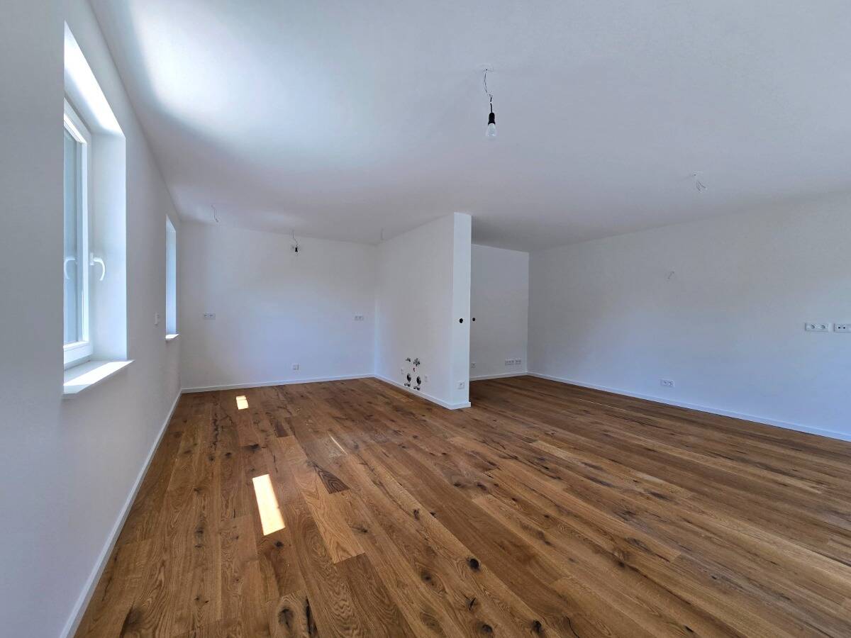 Provisionsfrei: bezugsfertige DG-Maisonettewohnung in Trudering – München – Vorschaubild 7