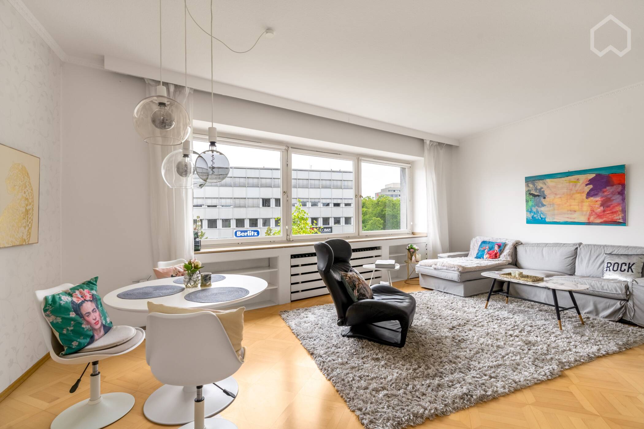 Gemütliches, wunderschönes helles Loft, Penthouse Flair **** im Herzen von Duisburg aber ruhig gelegen. – Duisburg – Vorschaubild 8