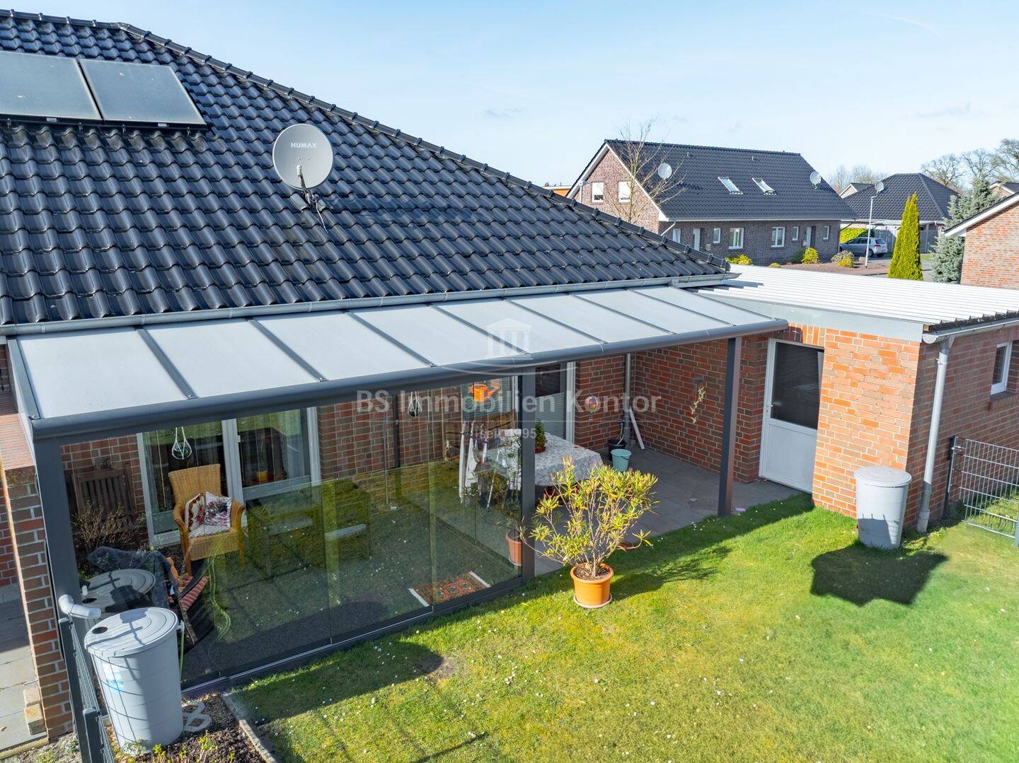 Barrierefreier Bungalow mit Komfort, Effizienz und ruhiger Lage in Flachsmeer – Westoverledingen – Bild 1 von 9