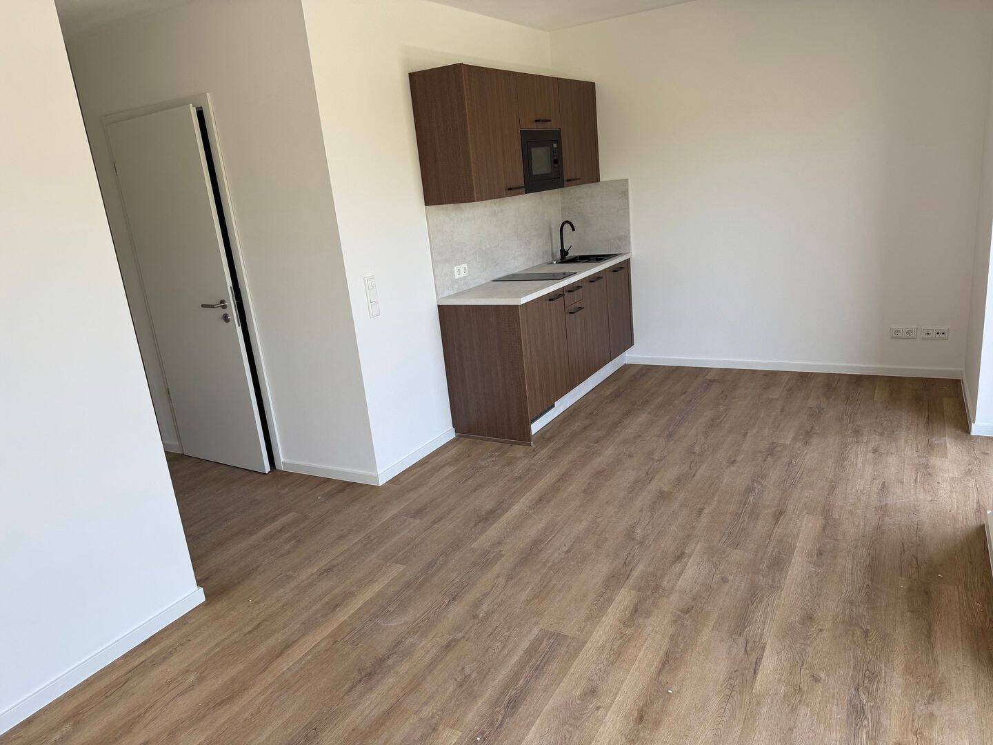 Neubau 2 Zi Whg, Erstbezug, 55 m², Einbauküche, Balkon, überd. Autostellplatz, OS-Hellern – Osnabrück – Vorschaubild 7