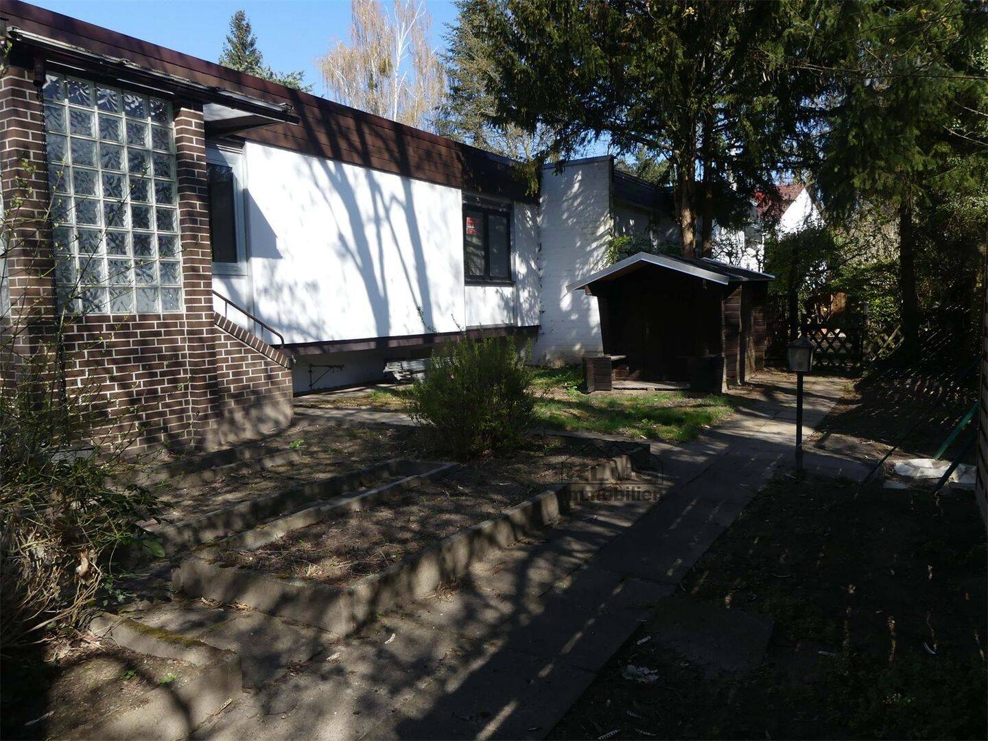 Frohnau unweit Poloplatz! Sanierungsbedürfiges RM-Haus (Quelle-Haus 1969) mit Sonnengarten u. Garage – Berlin – Vorschaubild 4