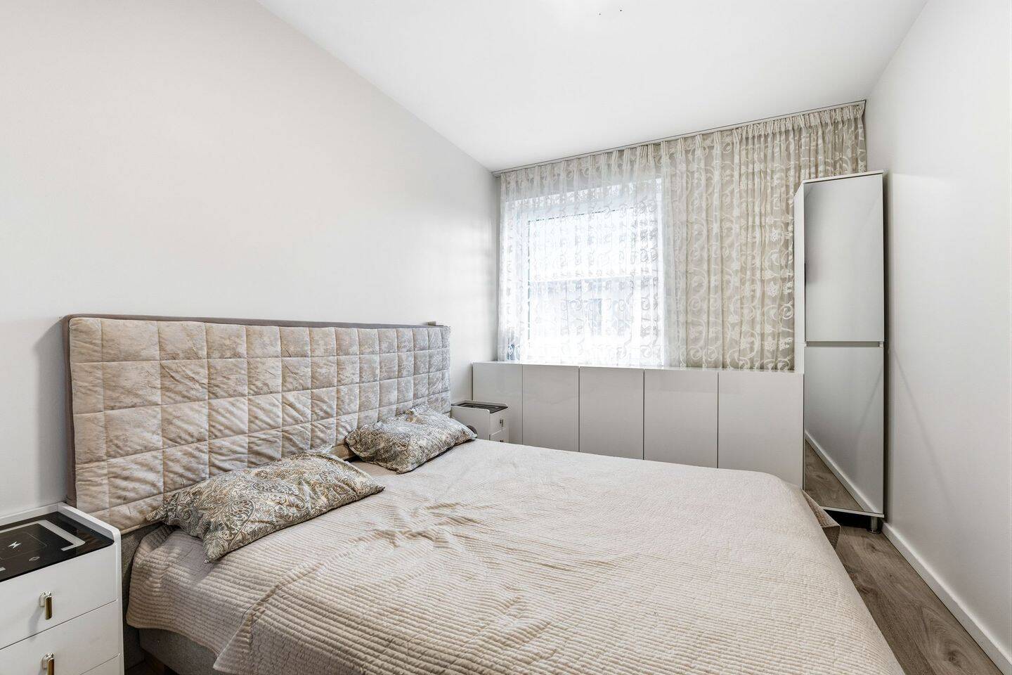 Vermietete, großzügige 4-Zimmer-Wohnung mit Balkon und Loggia – Hamburg – Vorschaubild 4