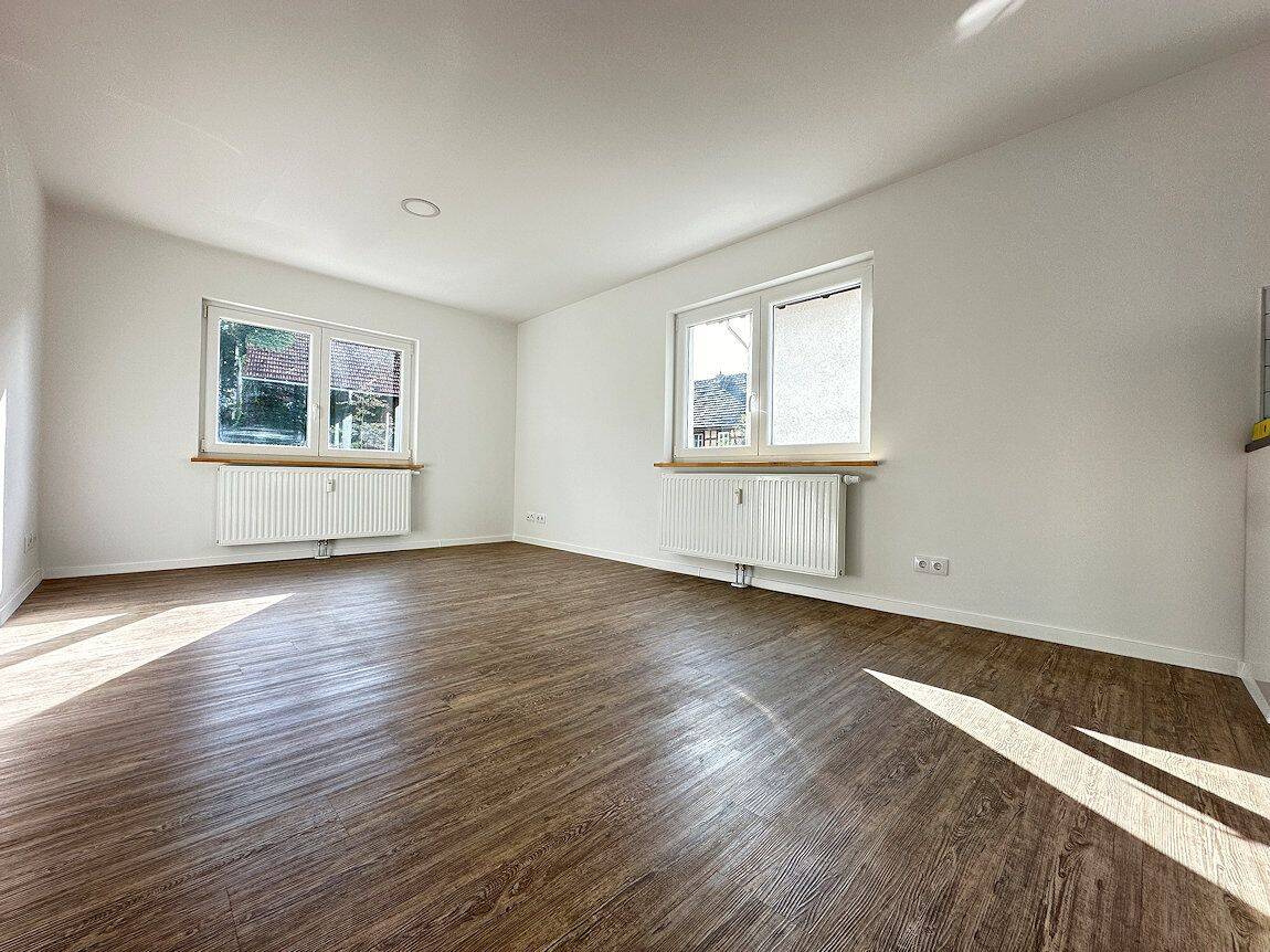 Schicke, gepflegte 3-Zimmer-Erdgeschoss-Wohnung mit moderner Einbauküche