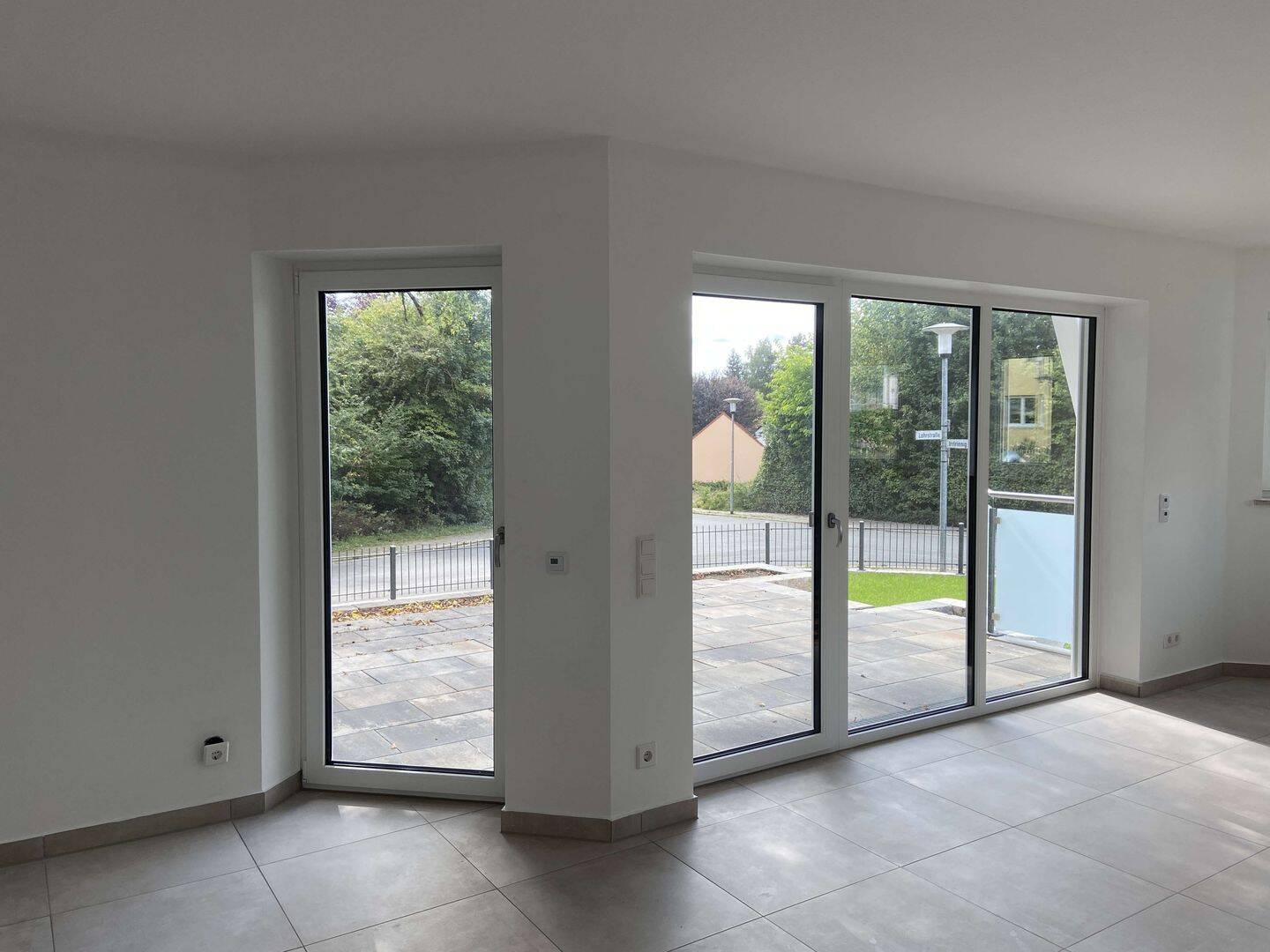 Wohnen im Grünen: Doppelhaushälfte mit Garten – Forchheim – Vorschaubild 2