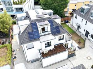 Neubau: traumhafte DHH mit hochwertiger Ausstattung, voll möbliert, mit Balkon und Garten zur Miete – 80992 München – Vorschaubild 4