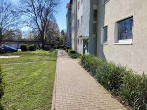 Bonn-Duisdorf. vermietete 4-Zimmer-Wohnung mit Balkon - provisionsfrei! – Im Ringelsacker 78, 53123 Hardtberg – Vorschaubild 4