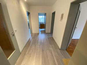 Renovierte, attraktive 3-Zimmer-Wohnung provisionsfrei in Regensburg West – 93049 Regensburg – Vorschaubild 4