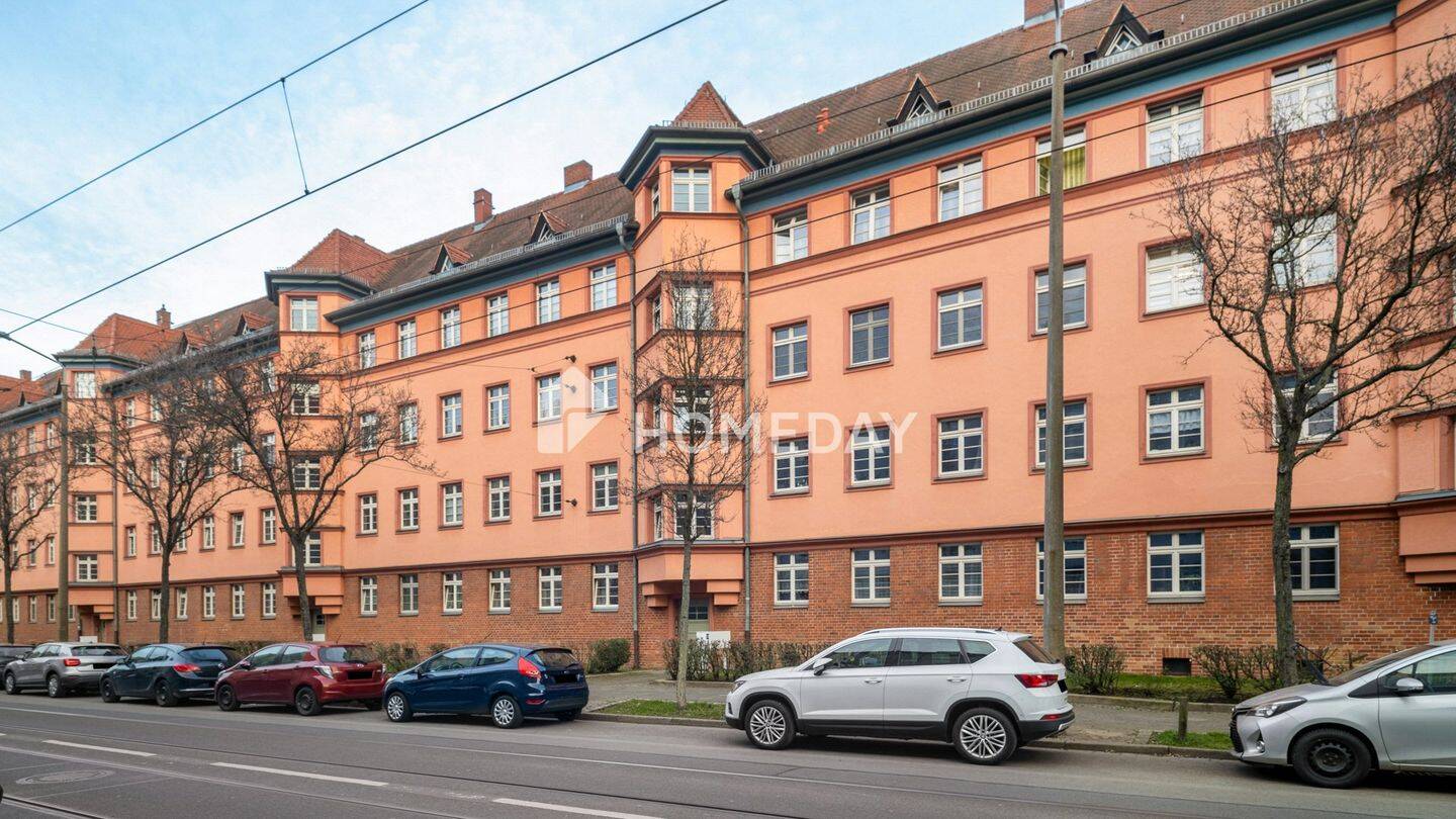 Lichtdurchflutetes Dachgeschoss: 2-Zimmer-Wohnung mit EBK in grüner Wohnanlage – Leipzig – Vorschaubild 3