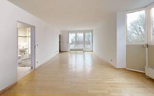 Attraktive Maisonettewohnung mit Westbalkon & Dachstudio in München - Allach – 80997 München – Vorschaubild 1