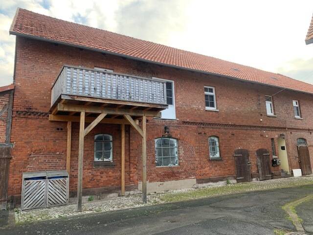 Großzügige 4-Zimmer-Wohnung in Holllenstedt