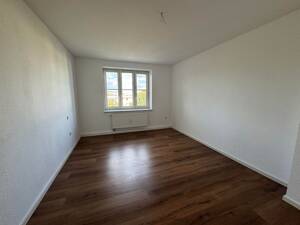 Lichtdurchflutete 2-Raum-Wohnung mit großzügigem Balkon – 39104 Magdeburg – Vorschaubild 4