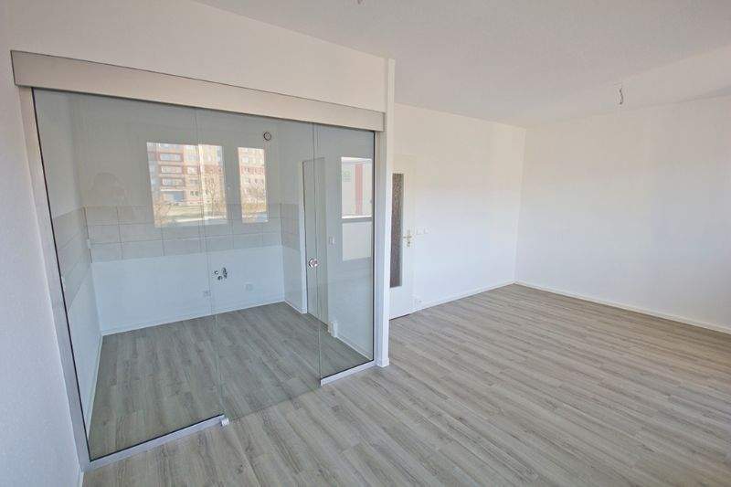 3-Raumwohnung mit Balkon und Aufzug. Wohnberechtigungsschein erforderlich!