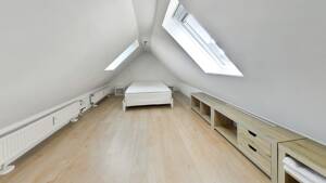Gemütliche 2-Zimmer-Dachgeschoss-Maisonette-Wohnung mit Spitzboden am grünen Villenviertel – 22043 Hamburg – Vorschaubild 8