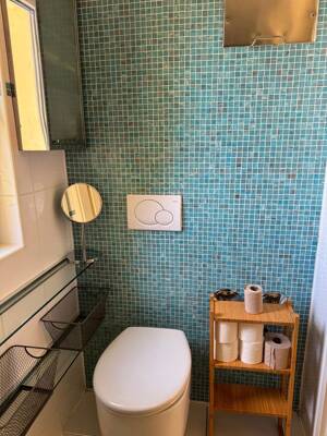 Helle 2-Zimmer-Dachgeschosswohnung mit großem Sonnenbalkon nahe Berger Straße – 60316 Frankfurt am Main – Vorschaubild 4