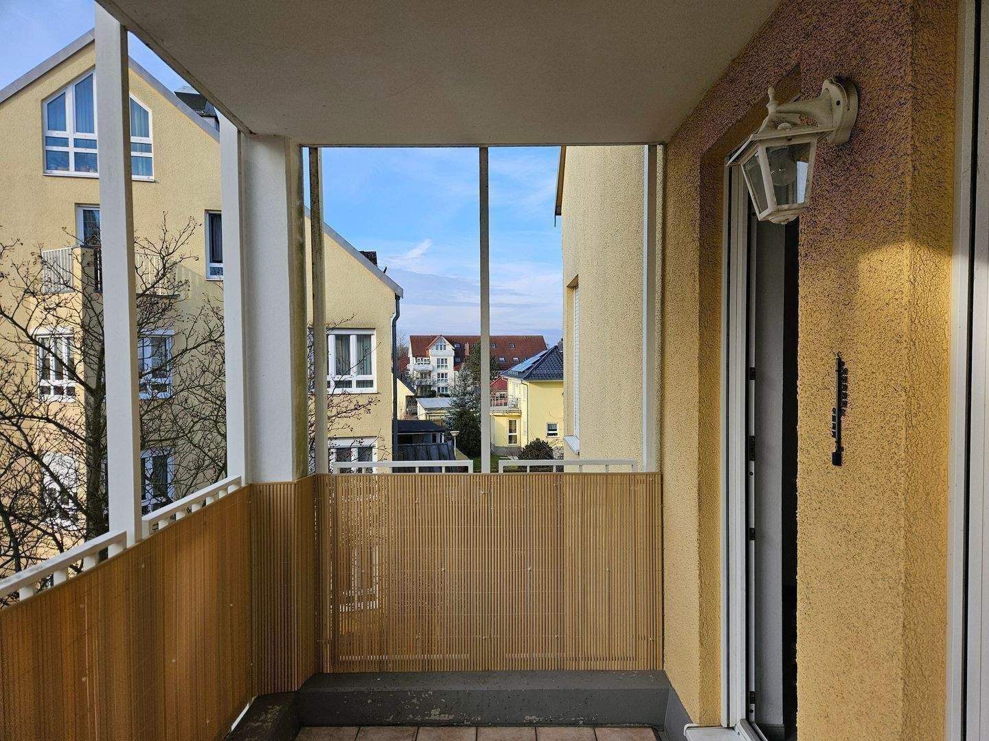 frei/nicht vermietet: 2-Raum-Wohnung im 2. Obergeschoß. Balkon. Tiefgaragen-Stellplatz (abschließbare Boxe) – Dresden – Vorschaubild 2