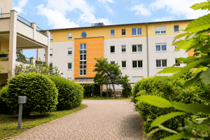Barrierefrei, idyllisch und ruhig - Seniorenwohnung im Südpark Erlangen – 91052 Erlangen – Vorschaubild 3