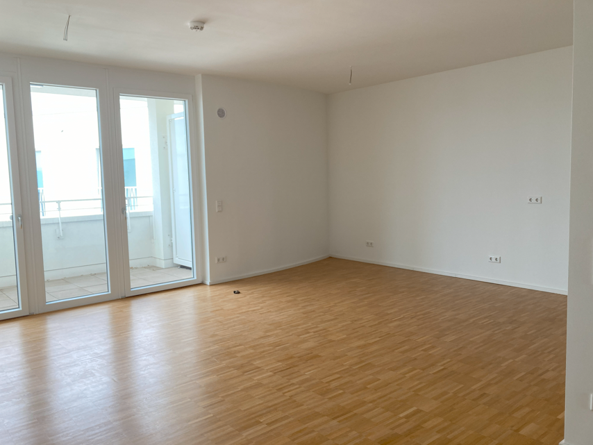 5 Zimmer-Wohnung mit Südloggia (Südstadtlage)