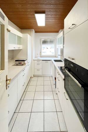 Frankfurt-Nied: Gut geschnittene 3-Zimmer-Wohnung mit Balkon! – 65934 Frankfurt am Main – Vorschaubild 6