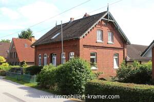 Energetisch am Ball geblieben... "Doppelhaus"/Zweifamilienhaus in ruhiger Südlage