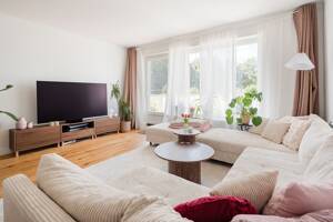 Vermietete 3-Zimmer-Wohnung mit Dachterrasse und TG-Stellplatz in ruhiger Sackgassenlage – 22045 Hamburg – Vorschaubild 2