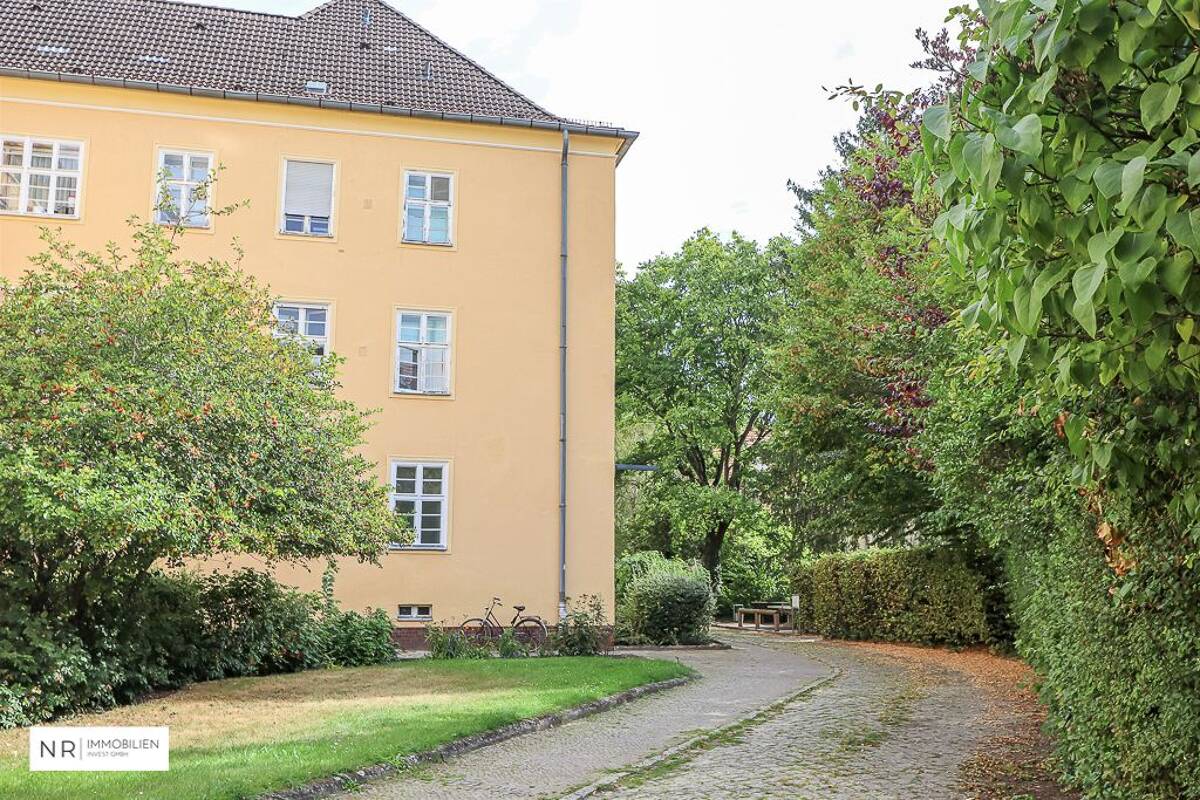3,5-Zimmer City-Wohnung mit Sanierungspotential – 12203 Berlin – Bild 1 von 9
