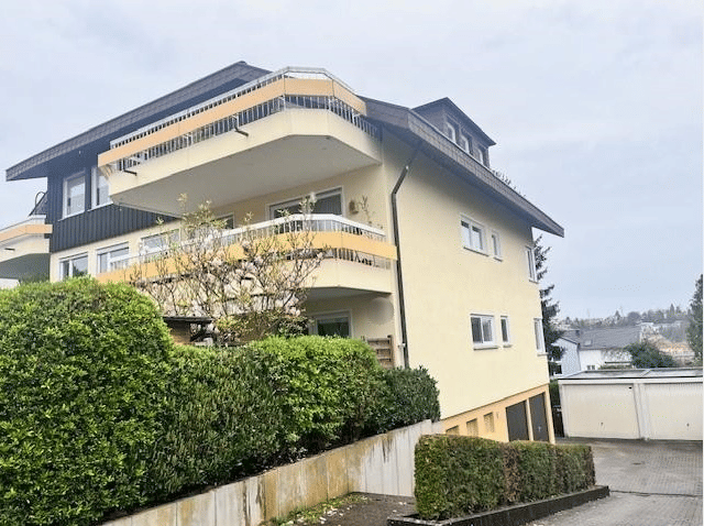 Schöne kleine Wohnung mit Garage zur Kapitalanlage! – Pforzheim – Bild 1 von 8