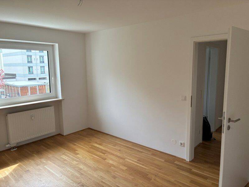 Hier fühlen Sie sich wohl: tolle 3-Zi.-Wohnung (WBS) – München – Vorschaubild 6