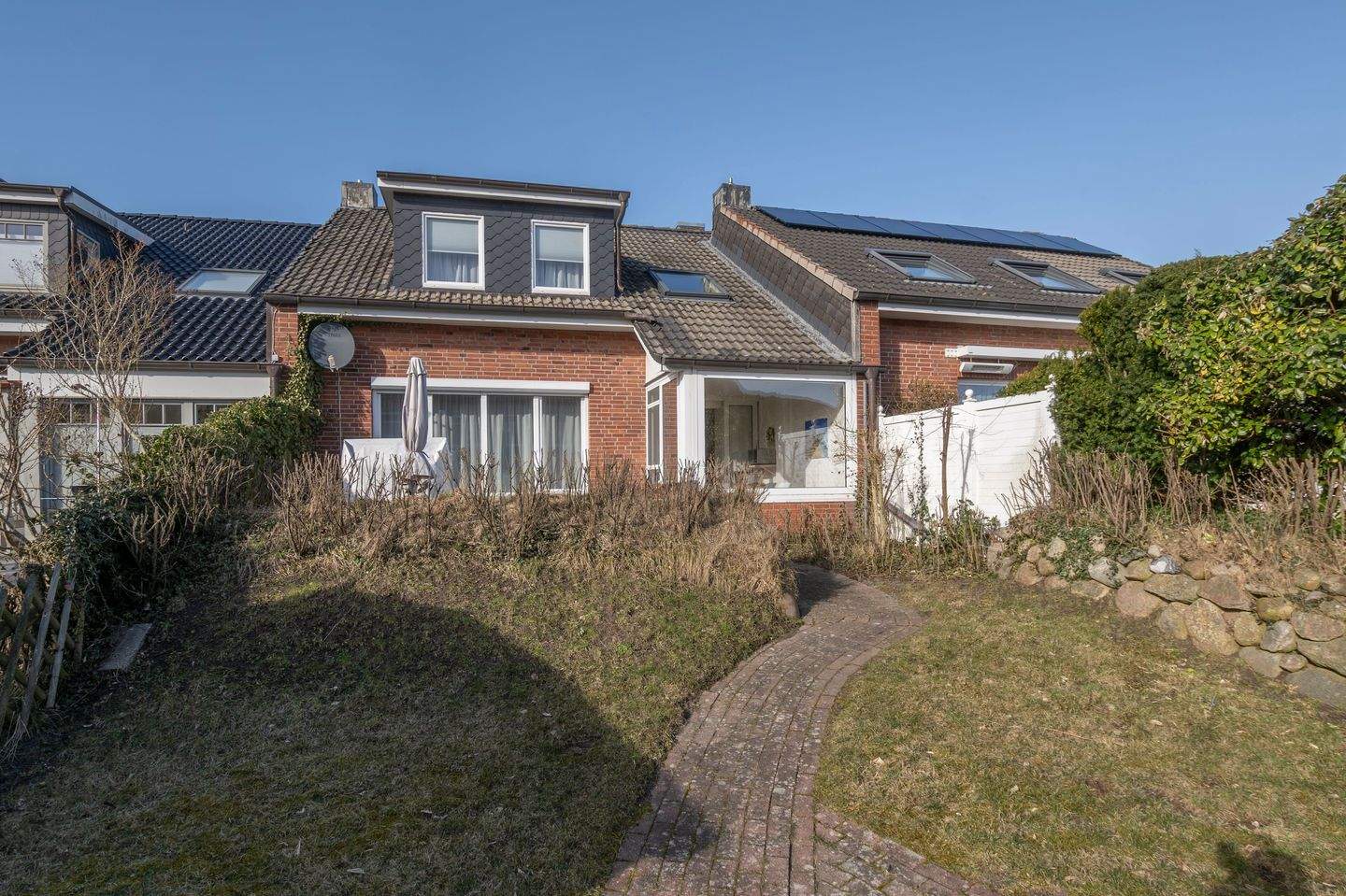 Wunderschönes Reihenhaus mit tollem Ausblick zu verkaufen! – List auf Sylt – Bild 1 von 9