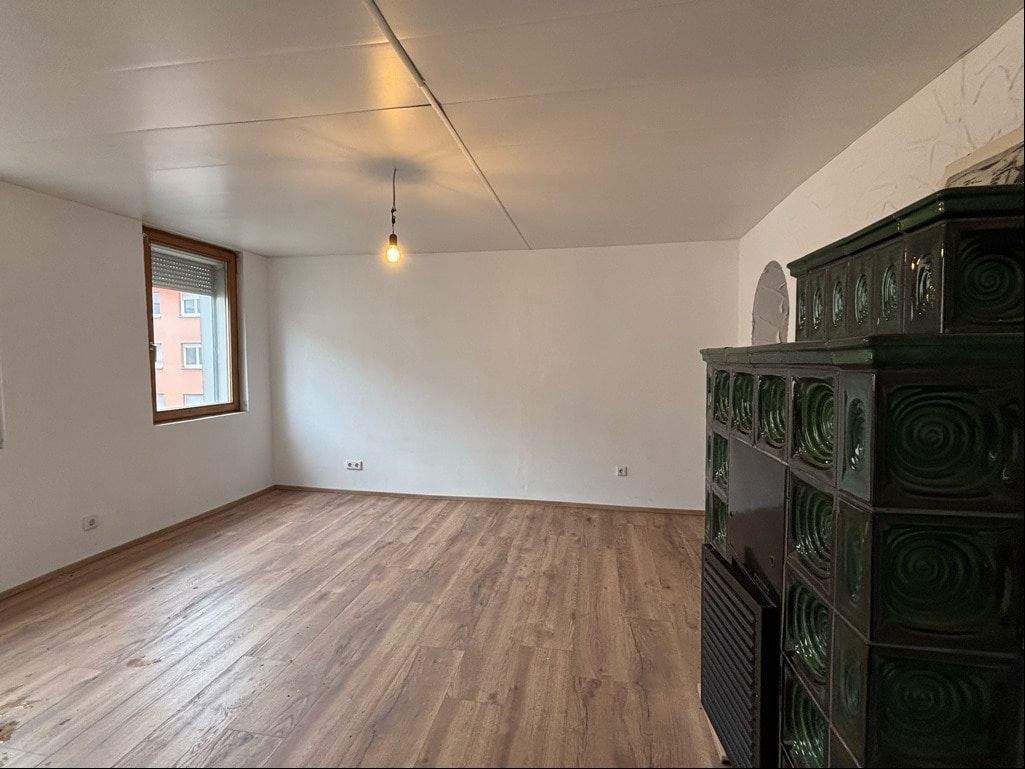 Gemütliche 2-Zimmer-Dachgeschosswohnung in Nürnberg-Eberhardshof – Nürnberg – Vorschaubild 3