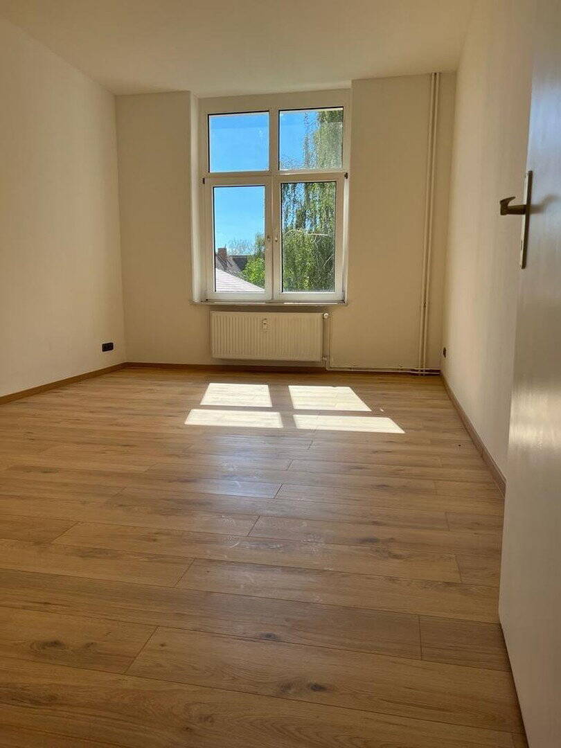 Großzügige 2-Zi Familienwohnung, 2 Bäder, zentrumsnah, sehr hell und freundlich