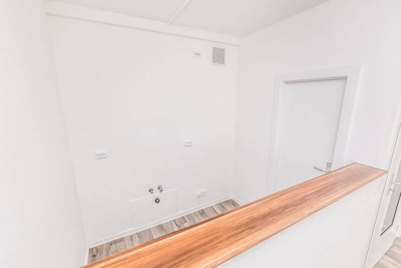 Sehr ruhige Lage I Aufzug I großer Balkon – Chemnitz – Vorschaubild 4