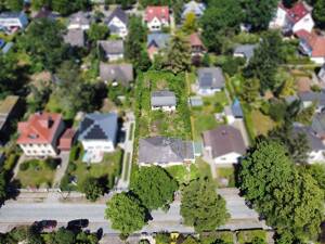 Ihr zukünftiges Einfamilienhaus in Berlin-Hermsdorf - Grundstücksteilfläche mit Neubauperspektive