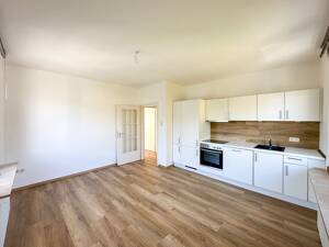 Lichtdurchflutete Wohnung mit Süd-West-Ausrichtung und Einbauküche in Oberkassel! – 40545 Düsseldorf – Vorschaubild 8