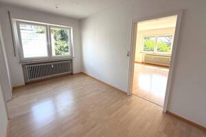 Sofort freie, sehr ruhig gelegene 2 ½-Zimmer-ETW mit Südost-Balkon, Hobbyraum und Pkw-Stellplatz! – 70563 Stuttgart – Vorschaubild 8