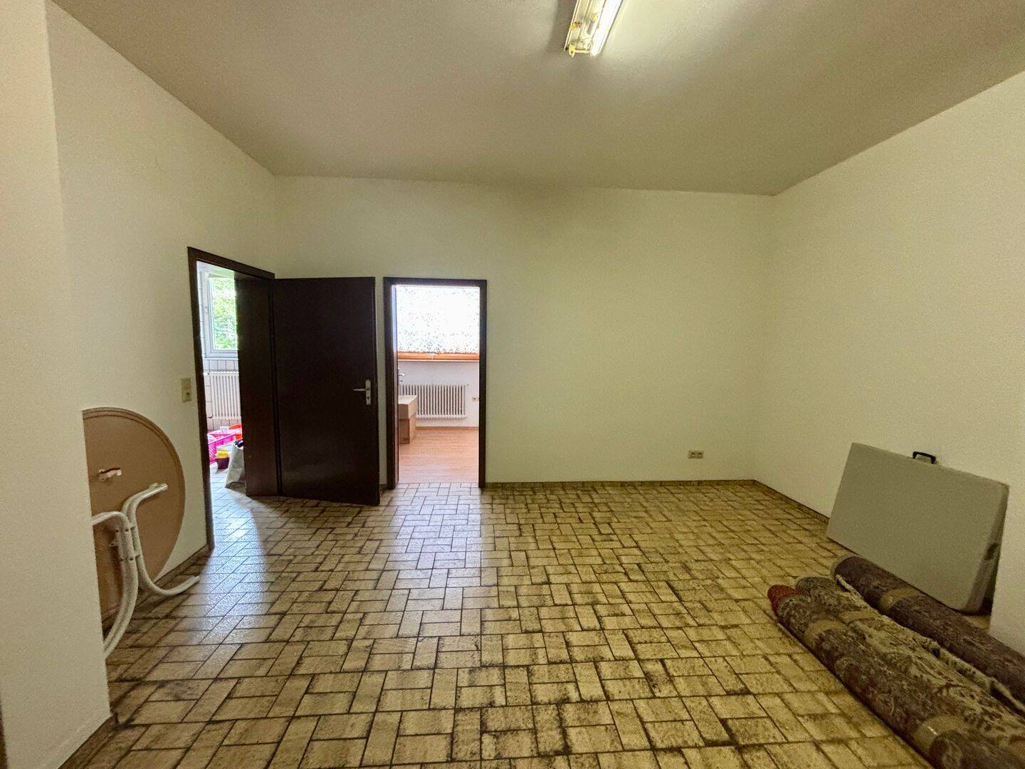 Stilvolle Villa - Gewerbeeinheit - große mediterrane Südwohnung am Bach ! – Sankt Blasien – Vorschaubild 3