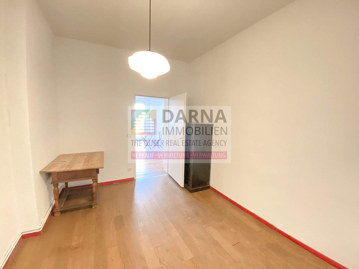Charmante 2-Zimmer-Altbauwohnung mit großem Balkon und Blick ins Grüne – ruhig, hell und zentral in zentraler Lage im Kreuzberger Kiez – Berlin – Vorschaubild 6