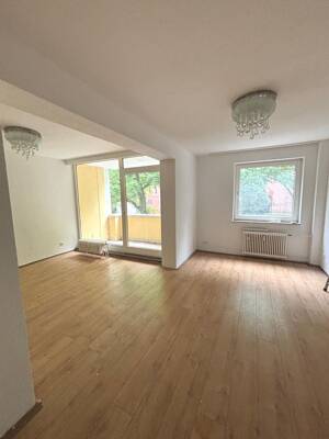 Für junge Paare ideal ist diese Wohnung mit Balkon und Einbauküche ! – 45889 Gelsenkirchen – Vorschaubild 7
