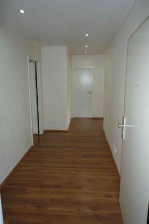 Optimal geschnittene 3 Zimmerwohnung im 1. Stock mit Balkon – 64354 Reinheim – Vorschaubild 3