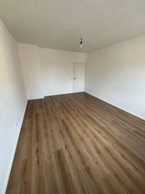 Sehr schöne kernsanierte 2-Zimmer-Wohnung mit Balkon – 27570 Bremerhaven – Vorschaubild 7