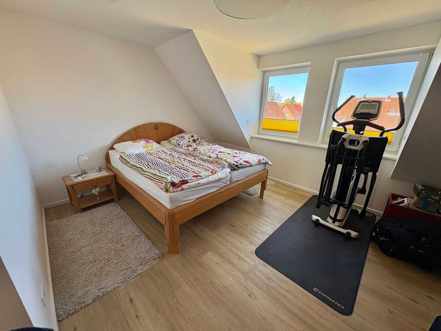 RESERVIERT! Modernes Mittelreihenhaus in familienfreundlicher Lage – neuwertig & bezugsfertig – Stade – Vorschaubild 6