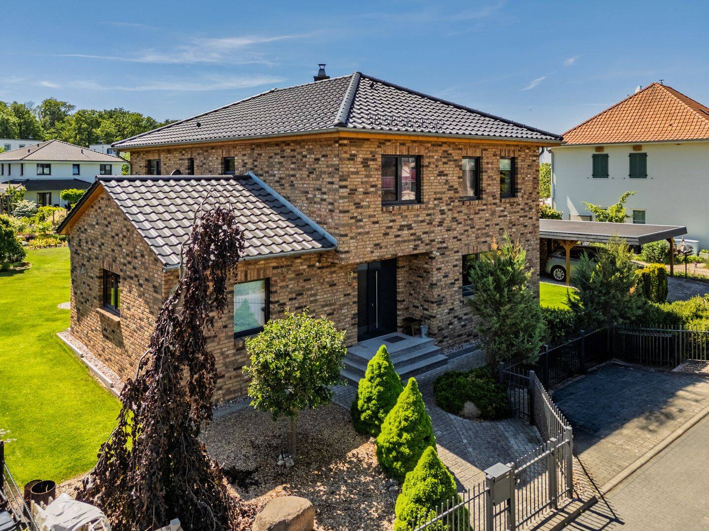 Family home in Belvedere Jungfernsee - only 500 meters from the water – Potsdam – Vorschaubild 2