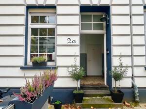 Krefeld-Uerdingen: Preis reduziert-3-Zi. Eigentumswohnung in 4-Fam.-Haus mit Loggia Nähe Stadtpark.
