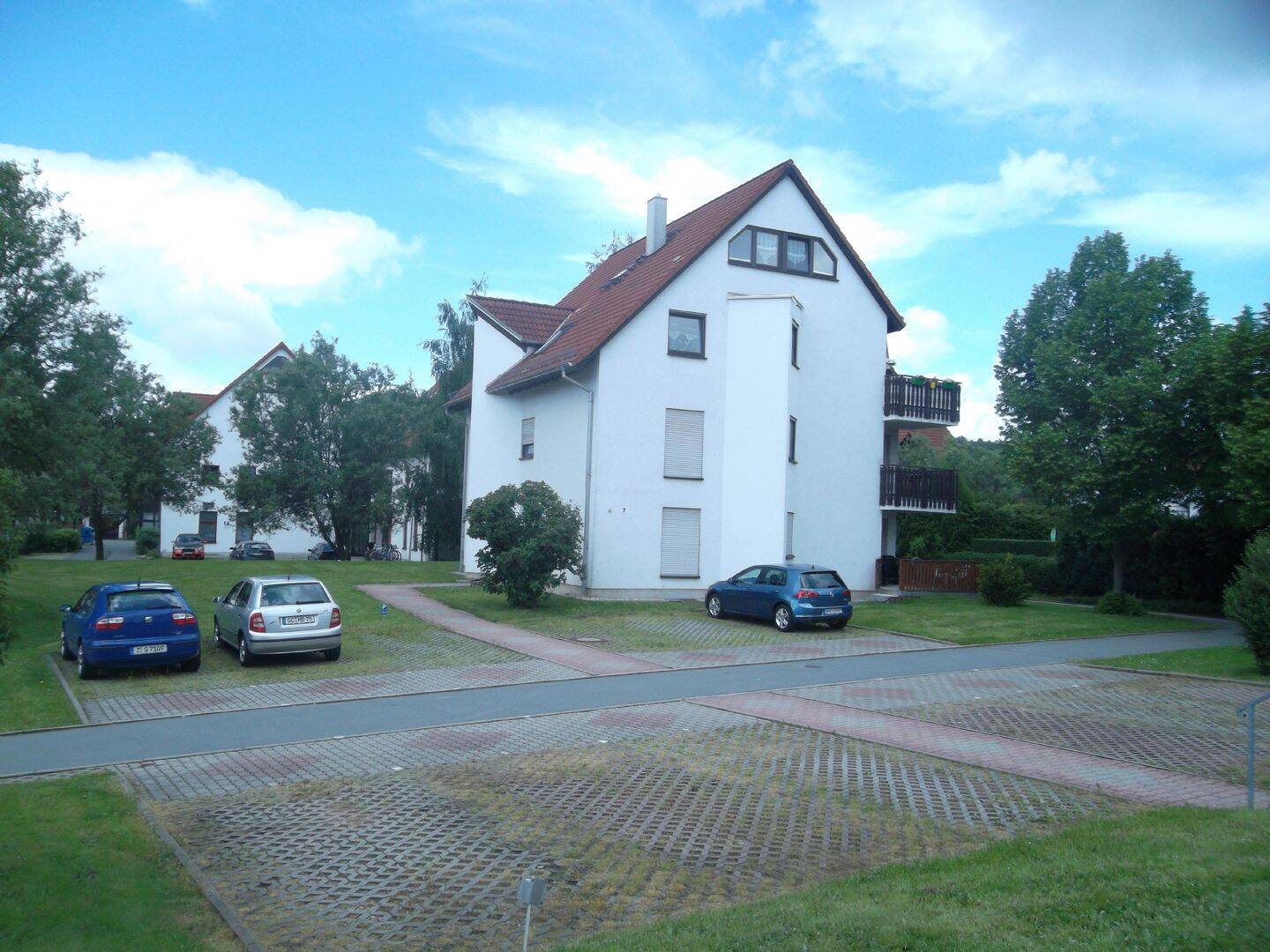 Solide Kapitalanlage mit Langzeitmieter - 2-Raum-Wohnung im 1. Obergeschoss von Niederlungwitz