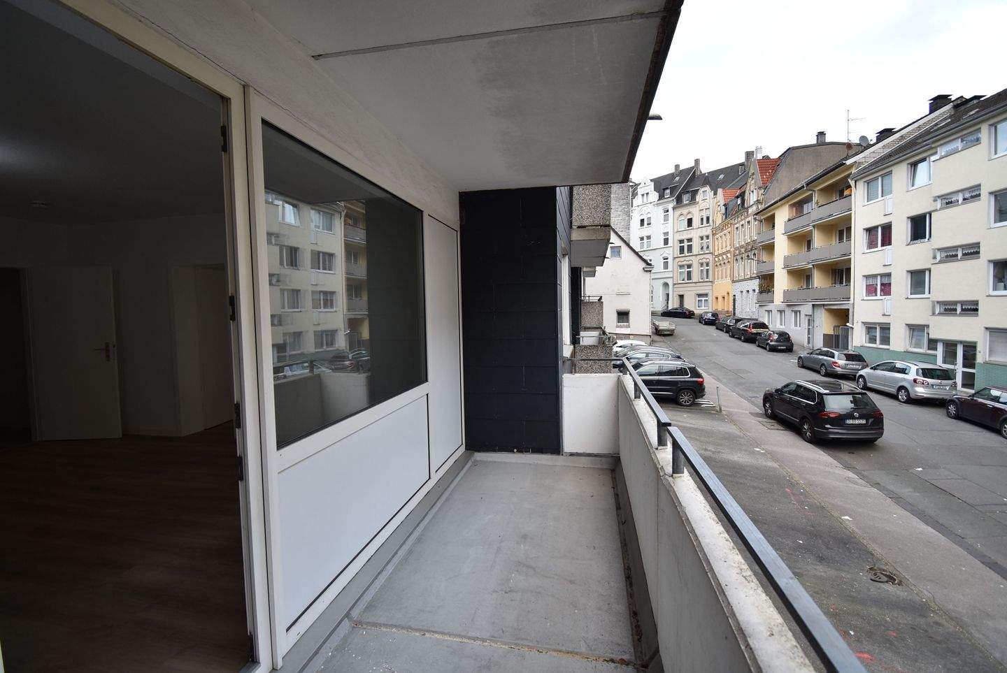 Bezugsfrei! Renovierte 2-Zimmer-Wohnung mit Balkon – Wuppertal – Vorschaubild 4
