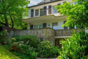 Charaktervoller Altbau mit großem Potenzial und Rheinblick ! In Toplage von Düsseldorf-Oberkassel – 40545 Düsseldorf – Vorschaubild 7